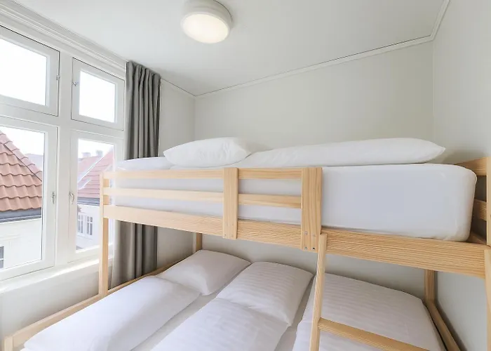 Delightful Bryggen - Norwegians Minimum Age 25 아파트